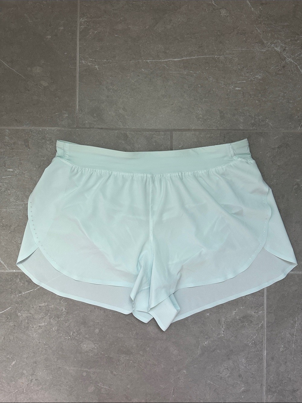 Lululemon Fast and Free High Rise Classic Fit Split Short 3 Inch